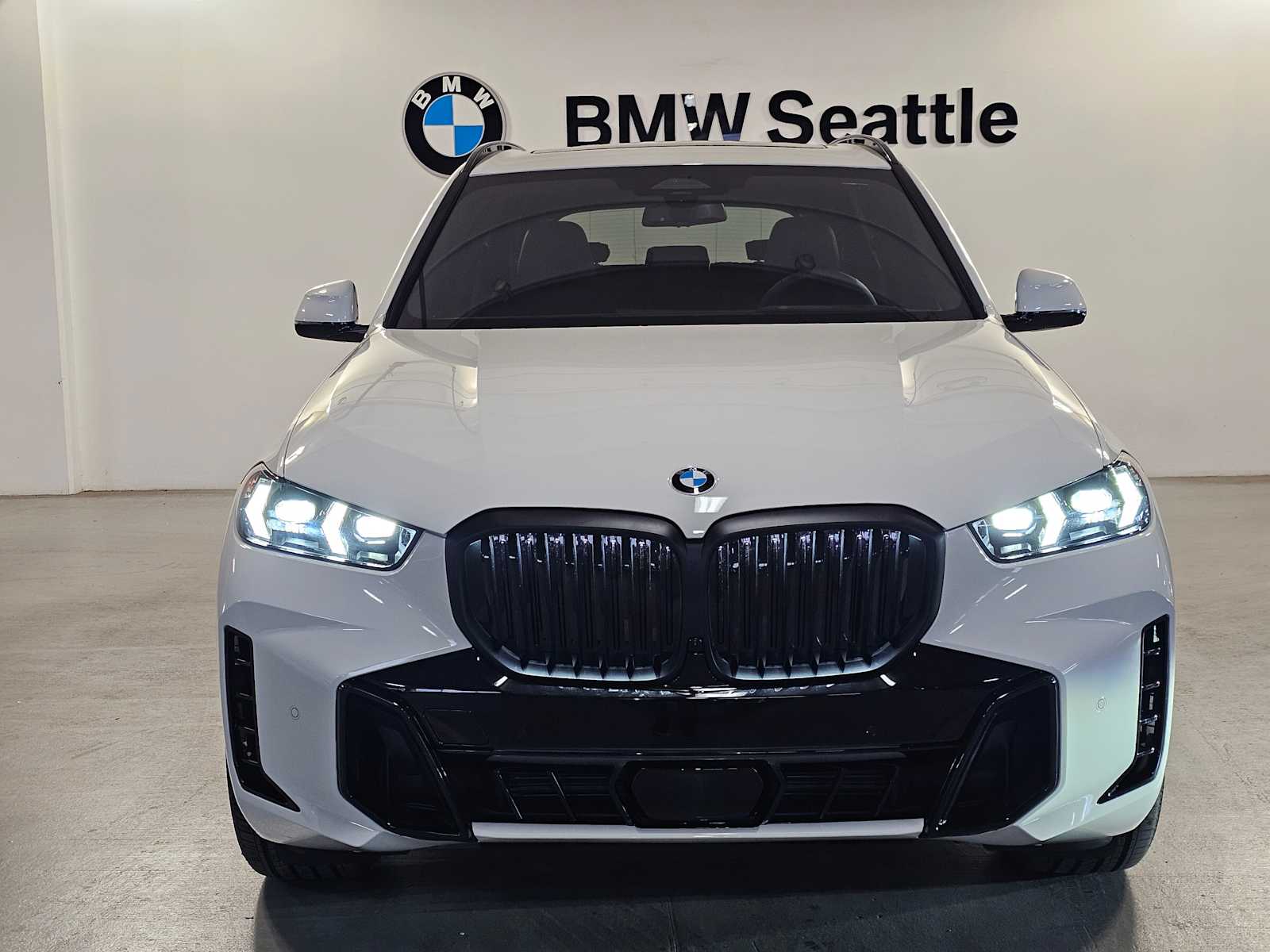 Thumbnail: 2026 BMW X5 - 6