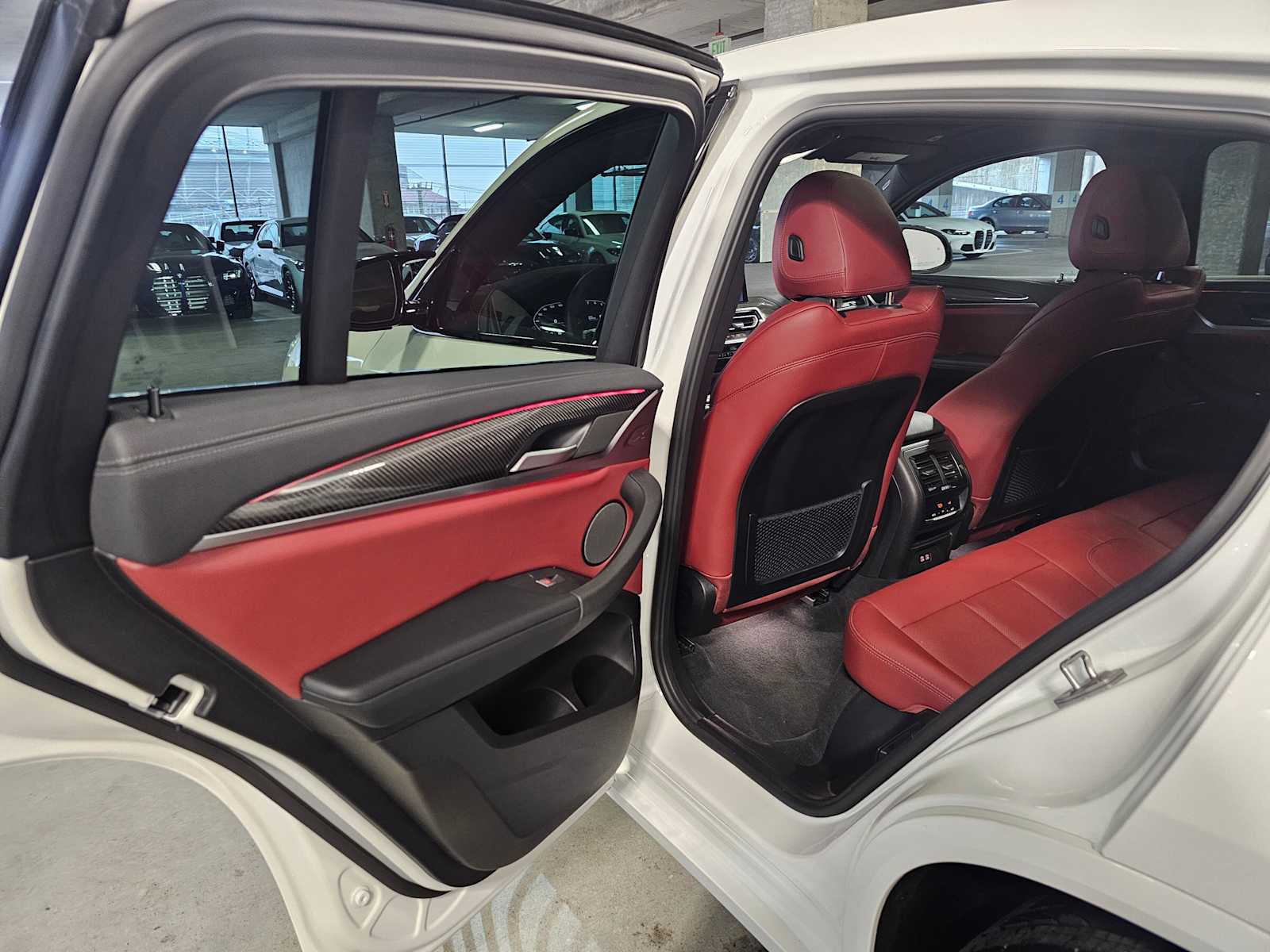 Thumbnail: 2025 BMW X4 - 35