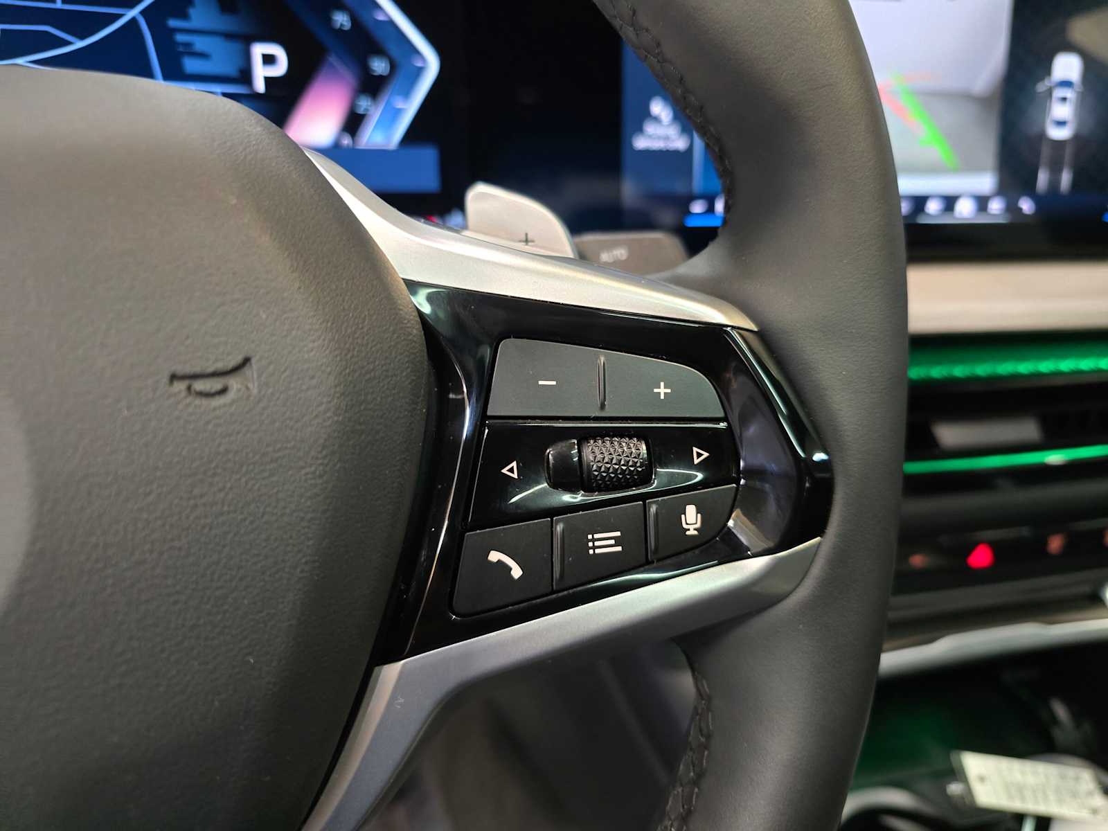 Thumbnail: 2025 BMW 3 Series - 17