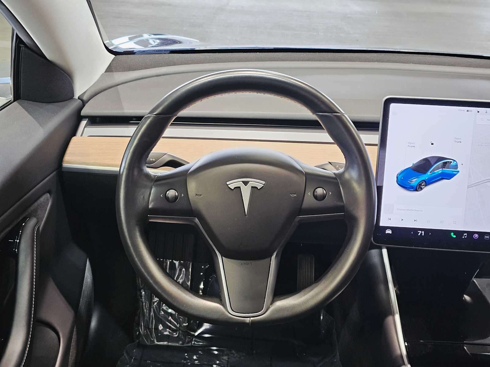 Thumbnail: 2018 Tesla Model 3 - 11