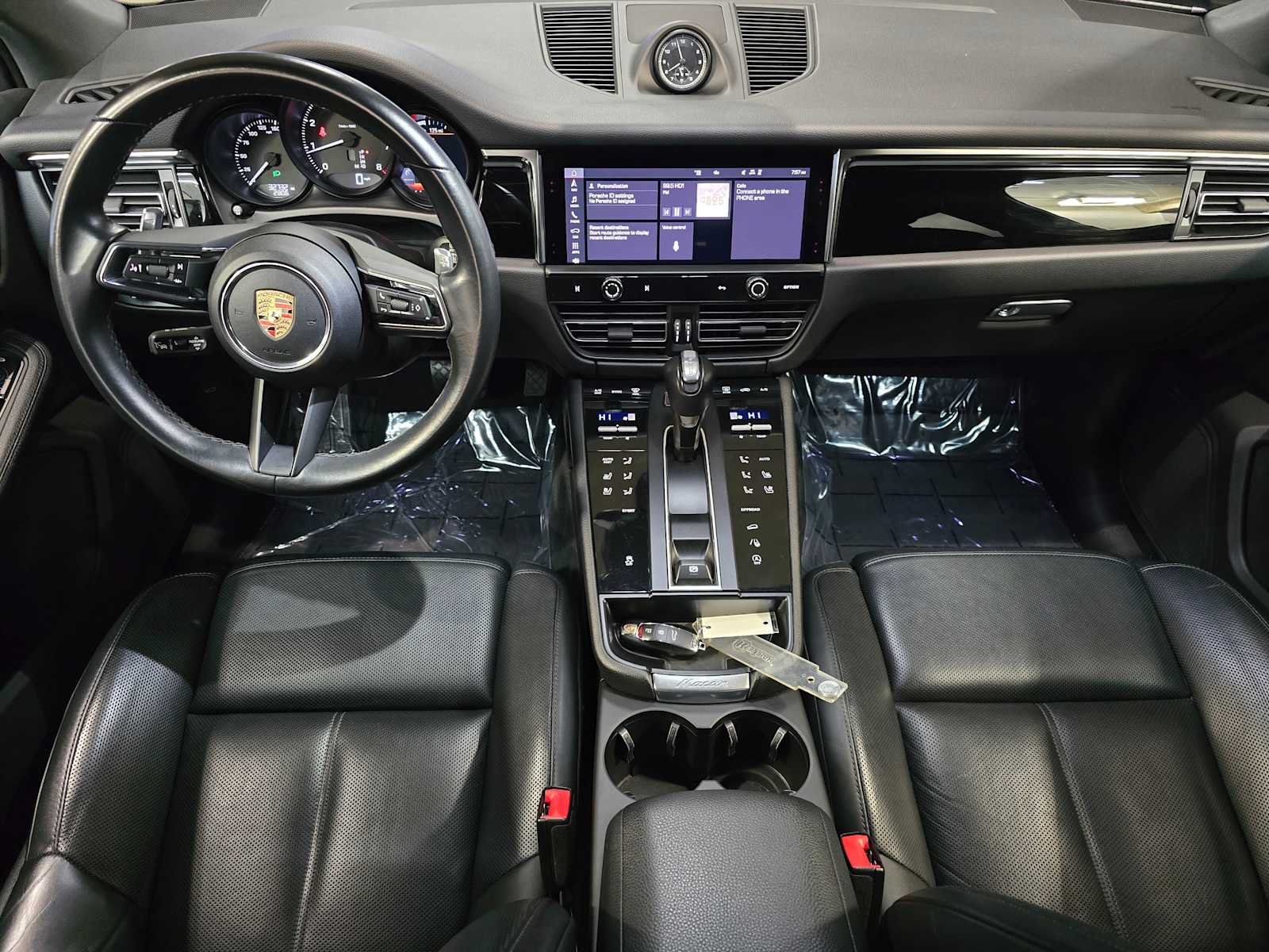 Thumbnail: 2024 Porsche Macan - 9