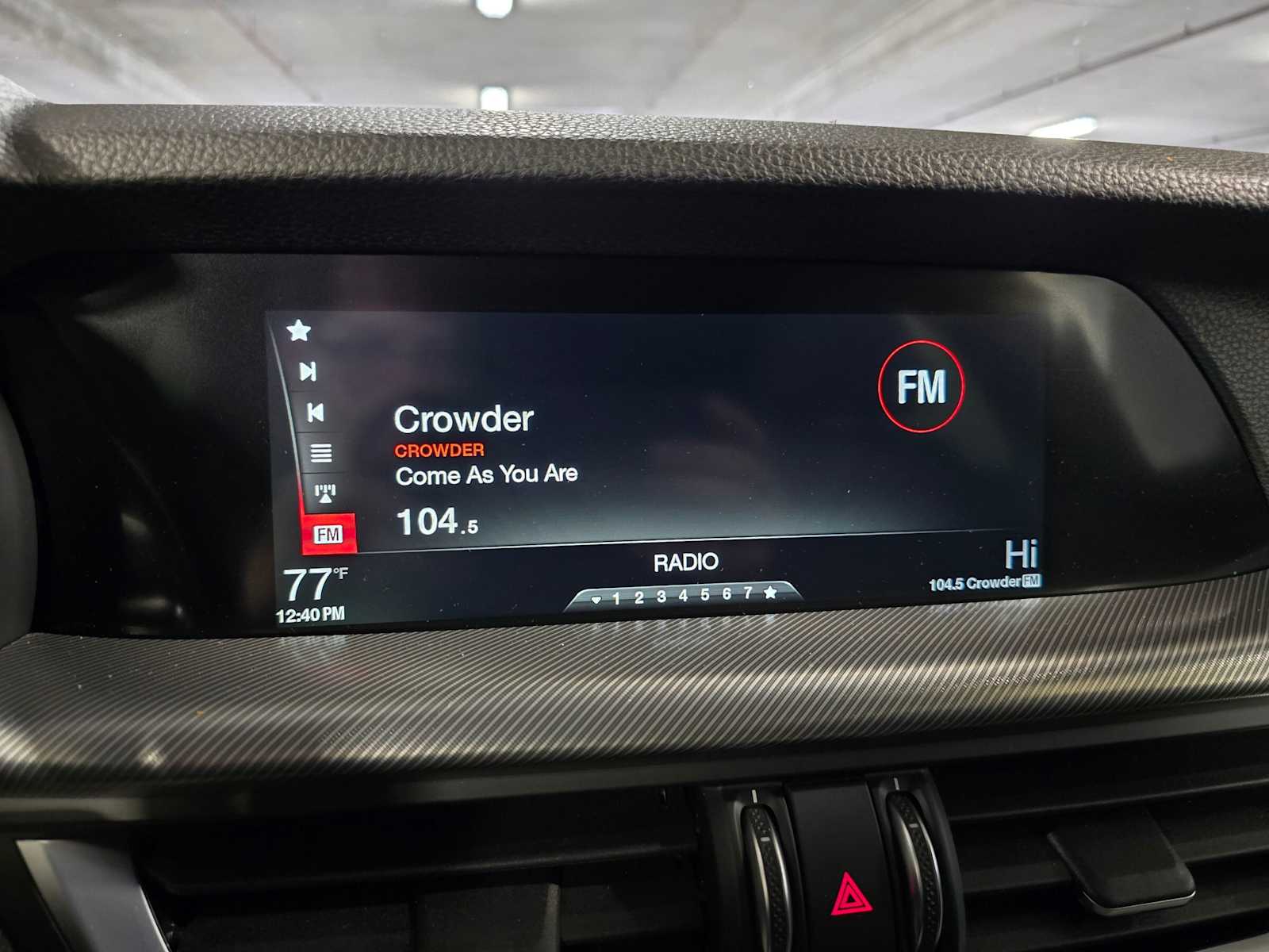 Thumbnail: 2018 Alfa Romeo Stelvio - 14