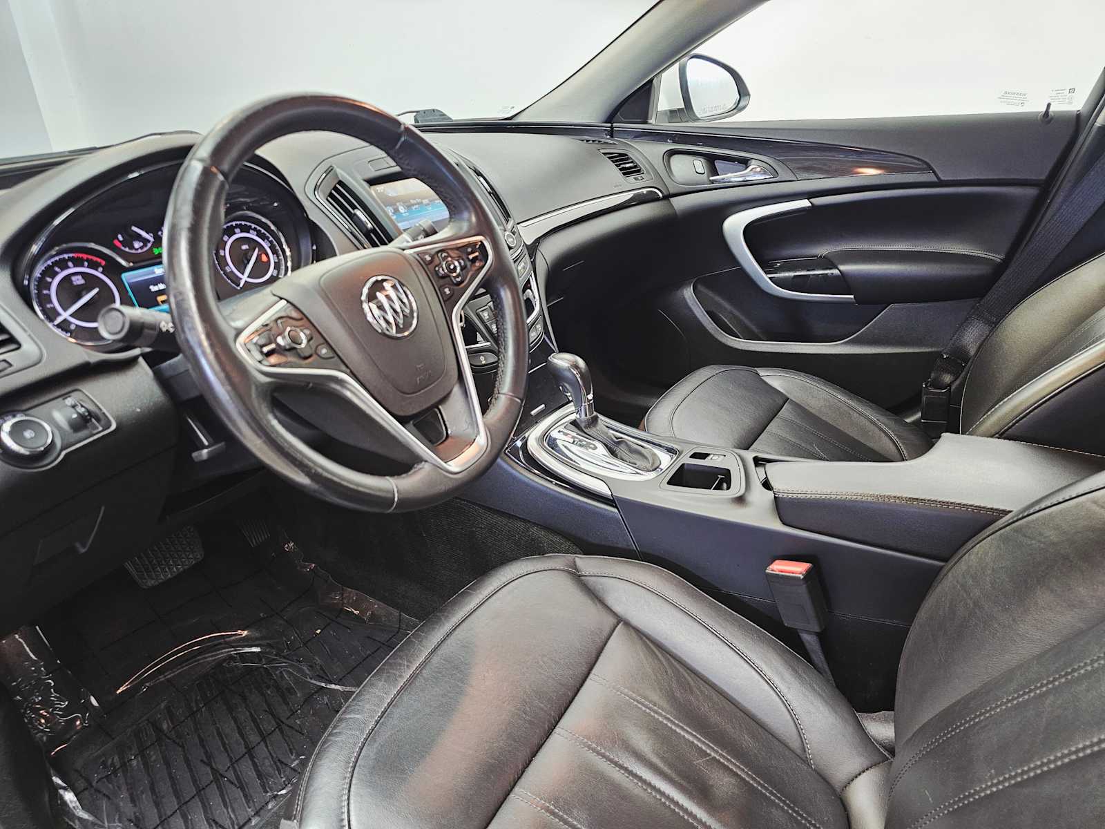 Thumbnail: 2017 Buick Regal - 2