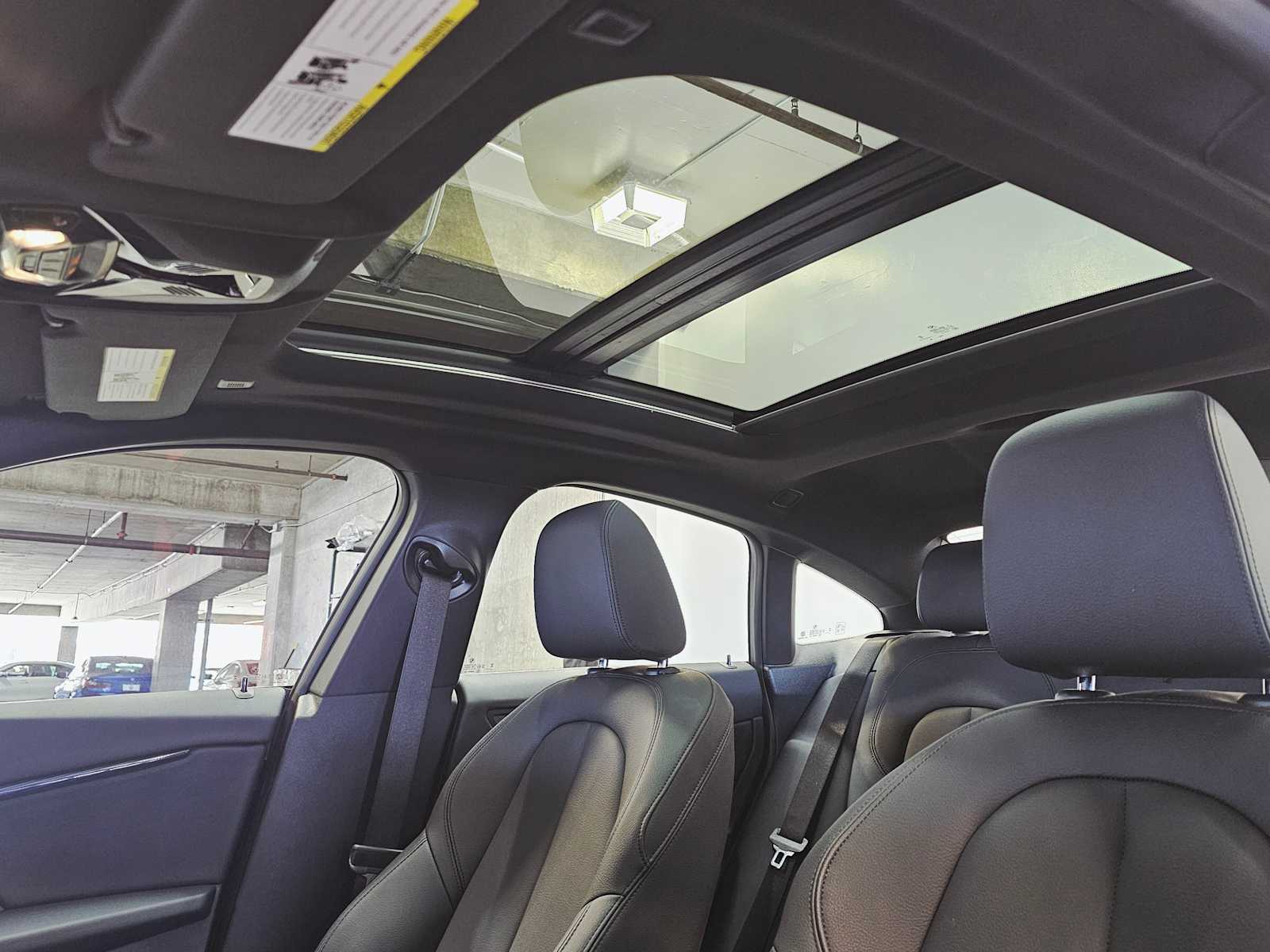 Thumbnail: 2024 BMW 2 Series - 24