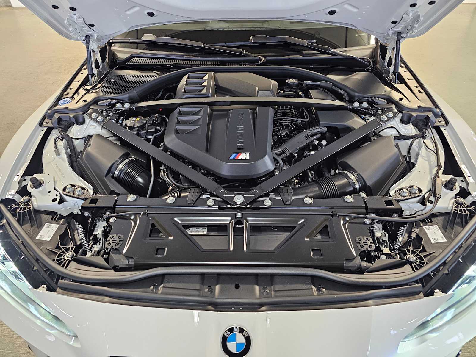 Thumbnail: 2026 BMW M3 - 9