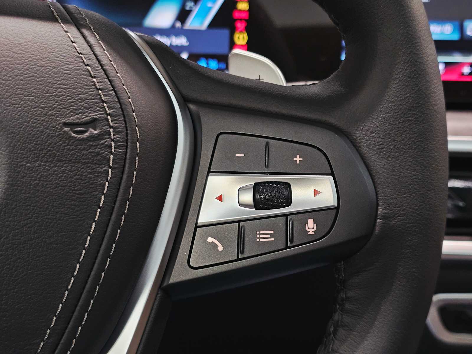 Thumbnail: 2026 BMW X5 - 11