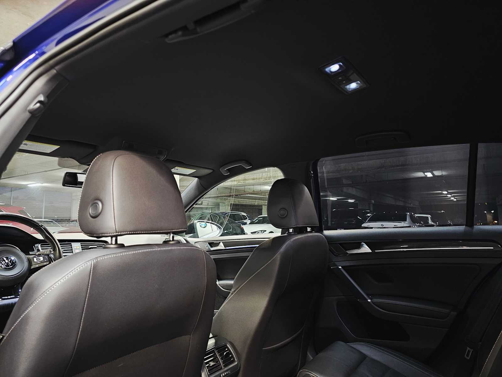 Thumbnail: 2015 Volkswagen Golf - 23