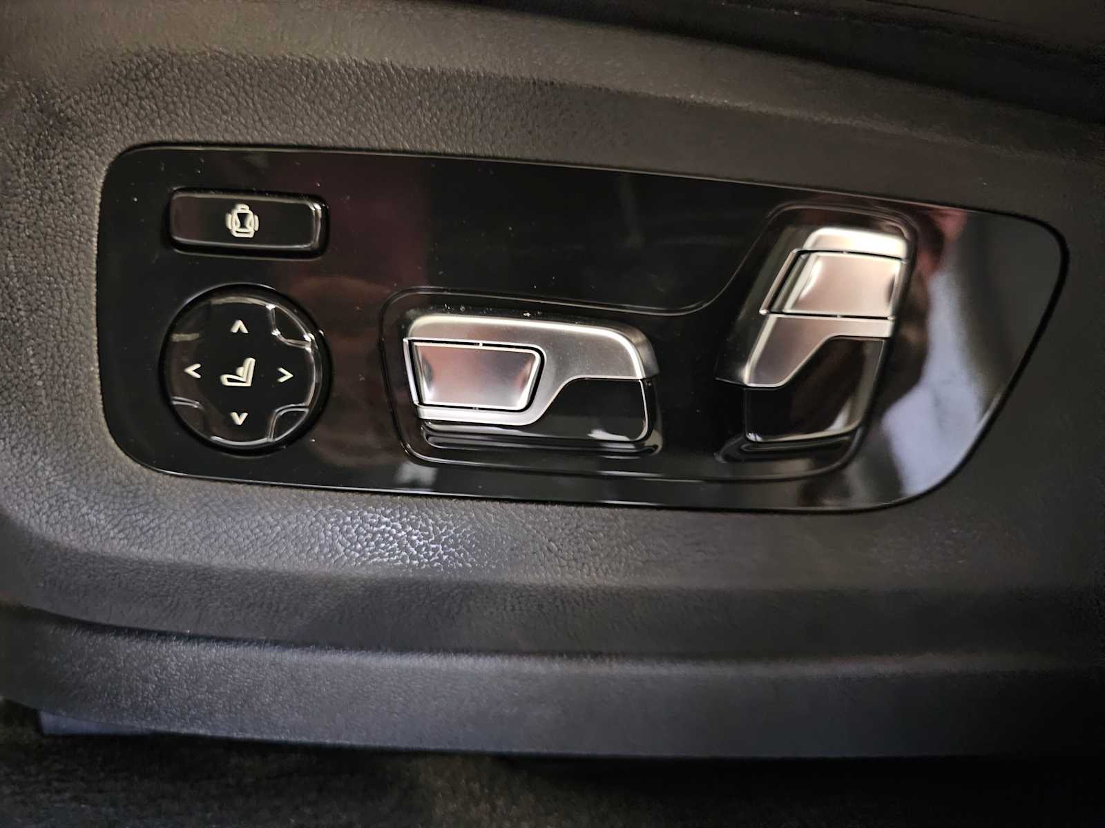 Thumbnail: 2026 BMW X5 - 31