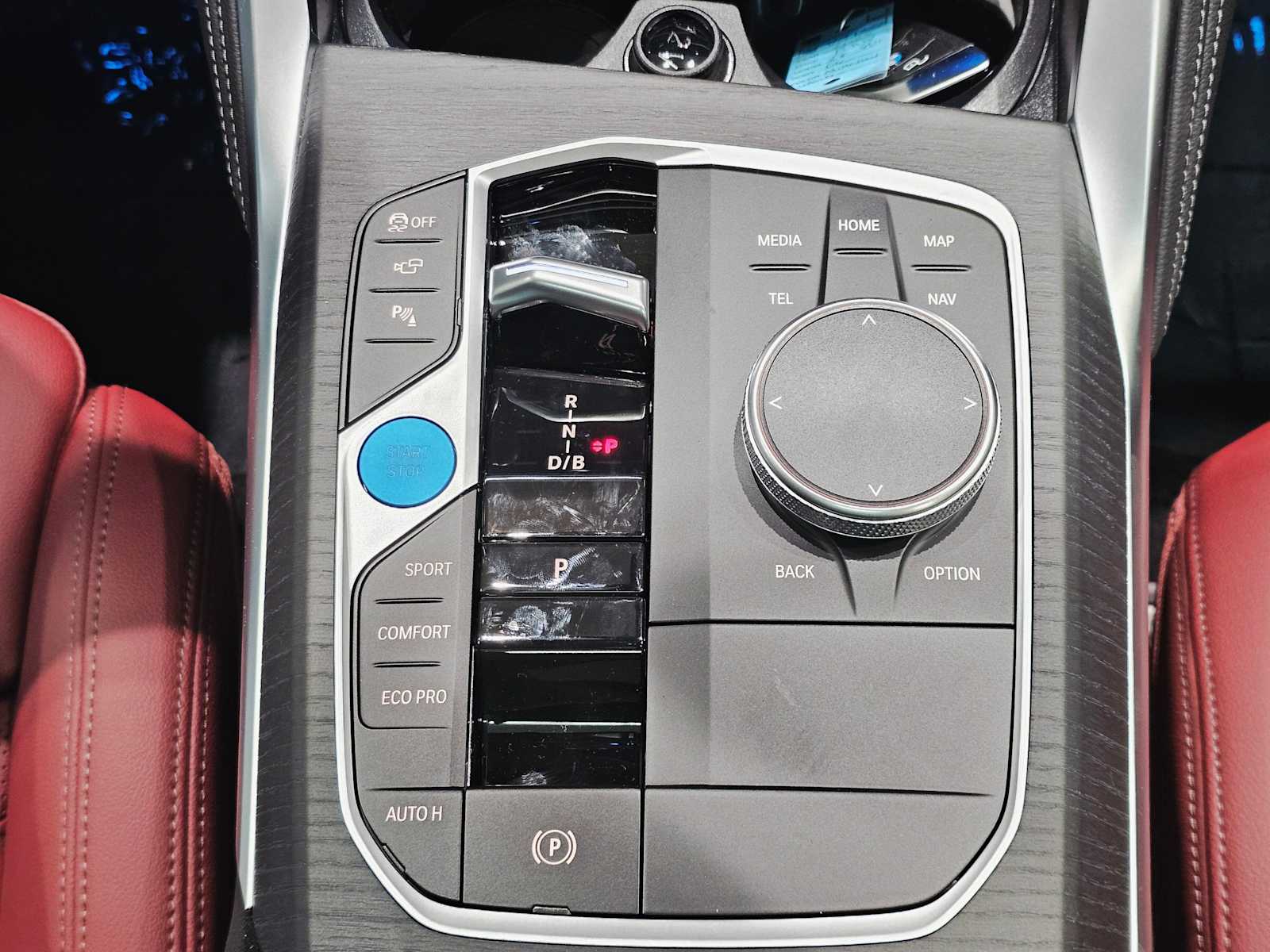 Thumbnail: 2025 BMW i4 - 18