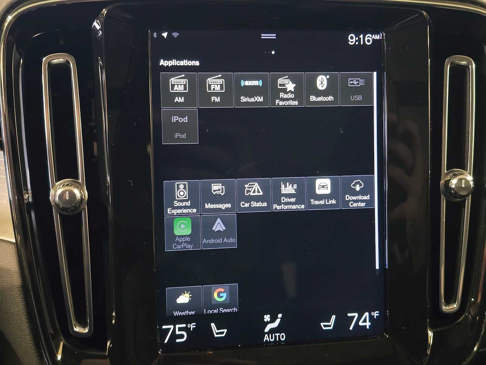 Thumbnail: 2019 Volvo XC40 - 15