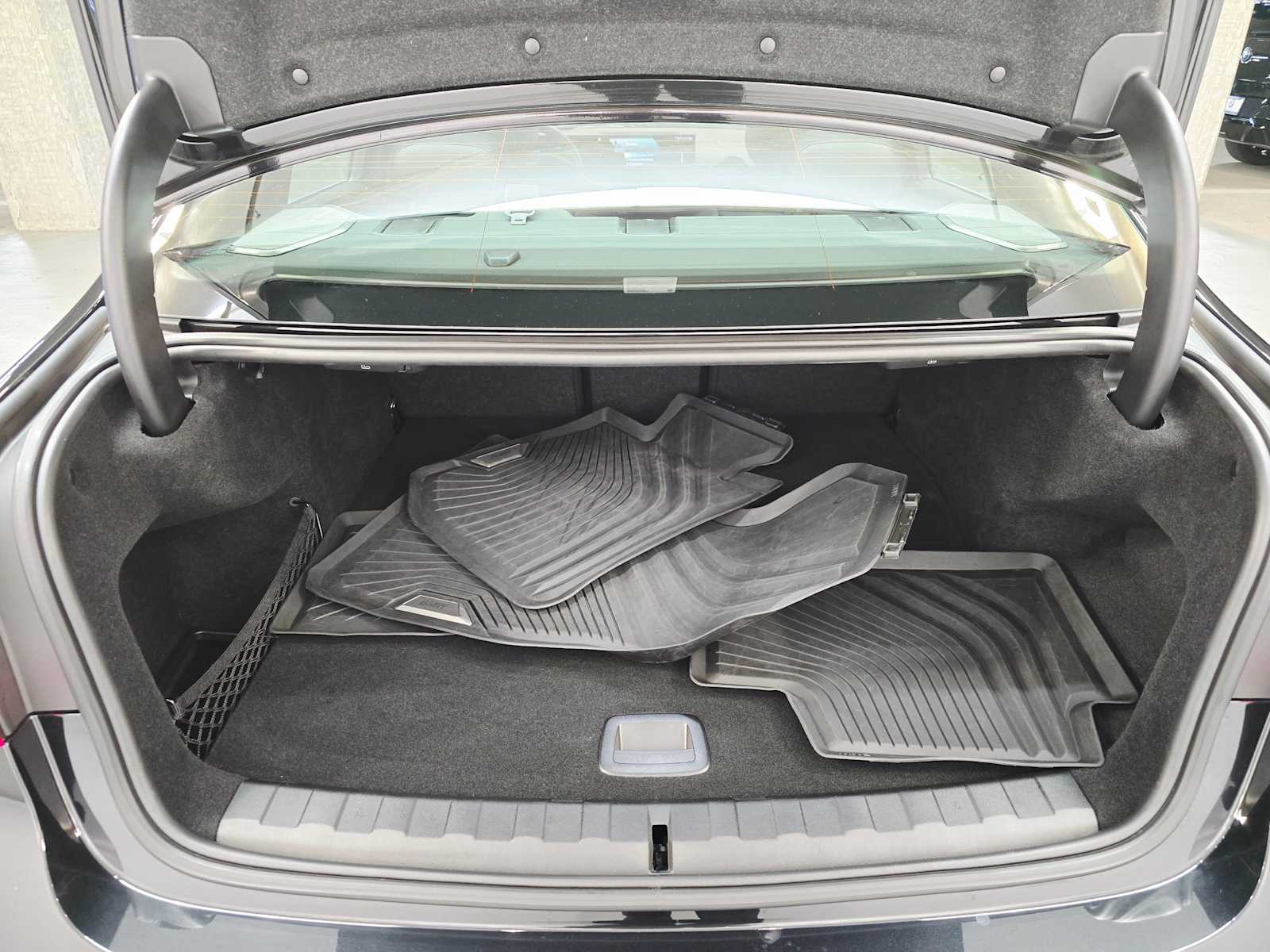 Thumbnail: 2023 BMW 3 Series - 29