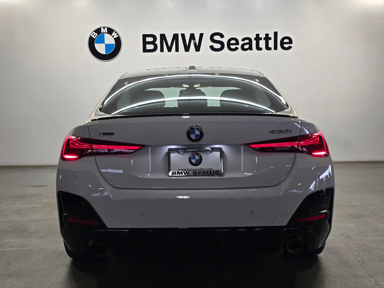 Thumbnail: 2026 BMW 4 Series - 5