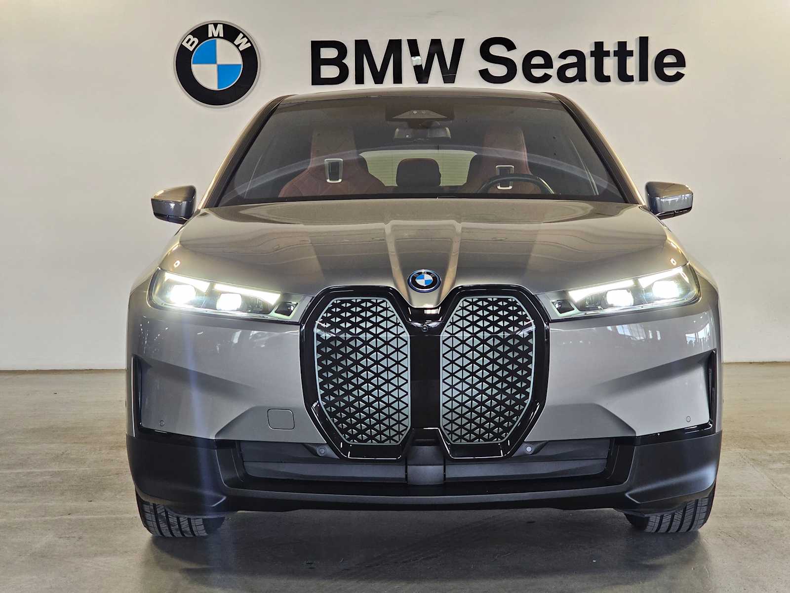 Thumbnail: 2023 BMW iX - 6