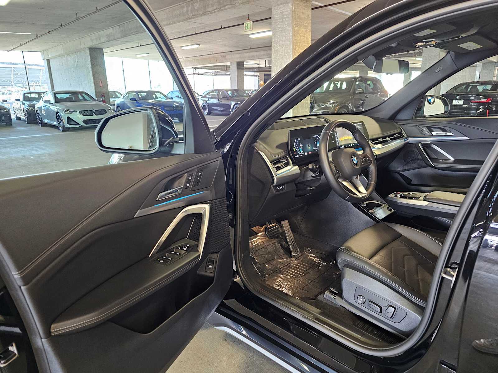 Thumbnail: 2025 BMW X1 - 31