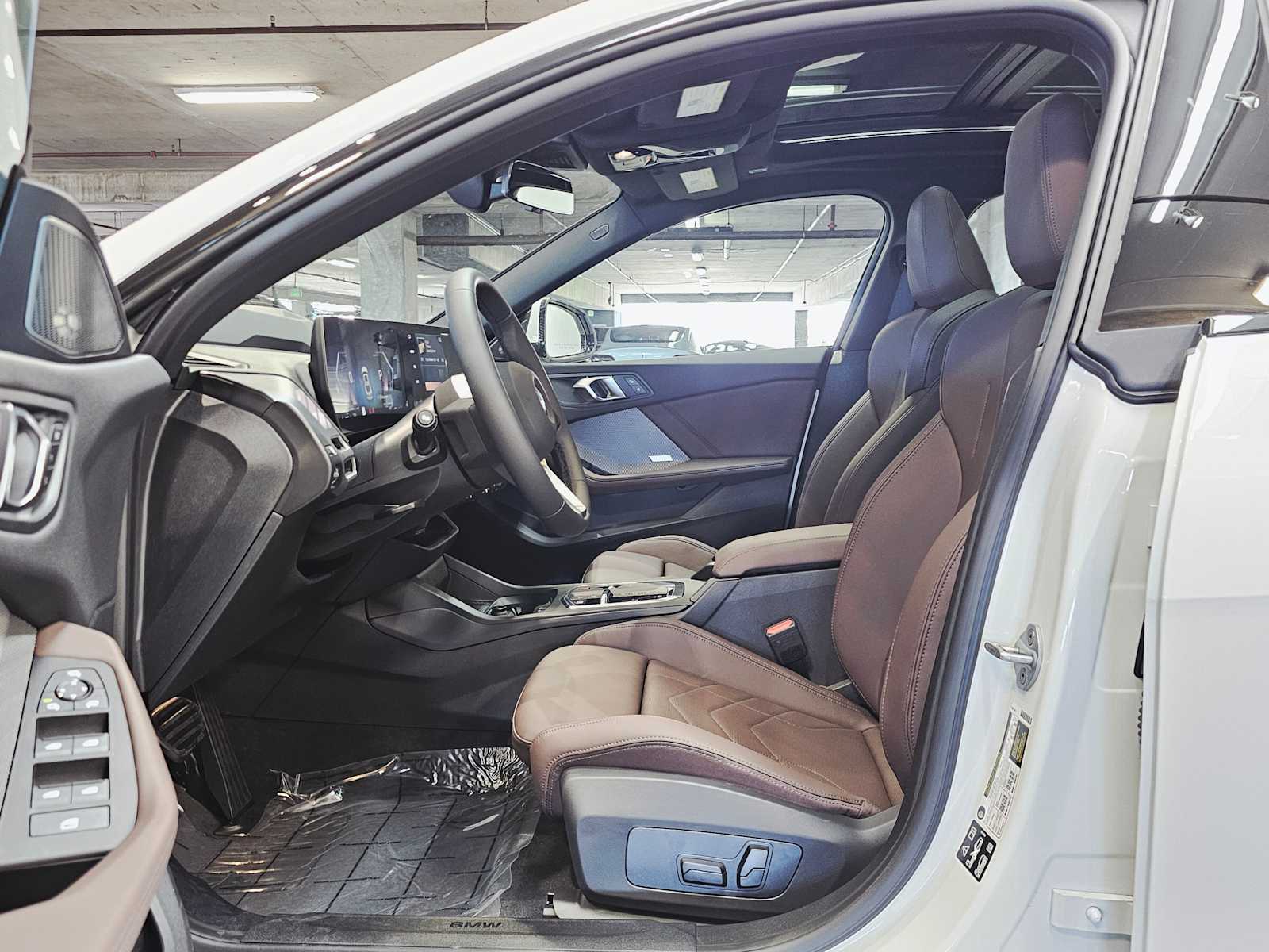 Thumbnail: 2025 BMW 2 Series - 23