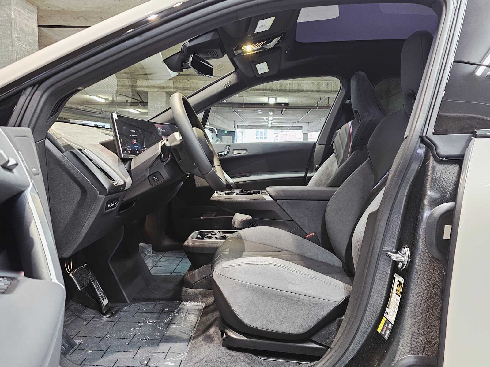 Thumbnail: 2026 BMW iX - 23