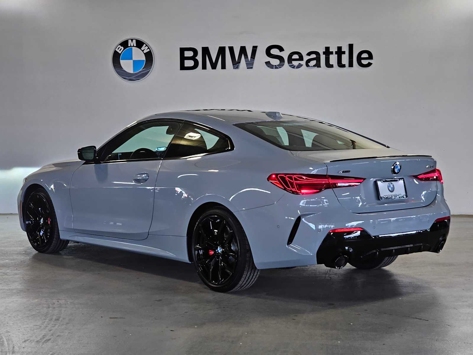 Thumbnail: 2026 BMW 4 Series - 4