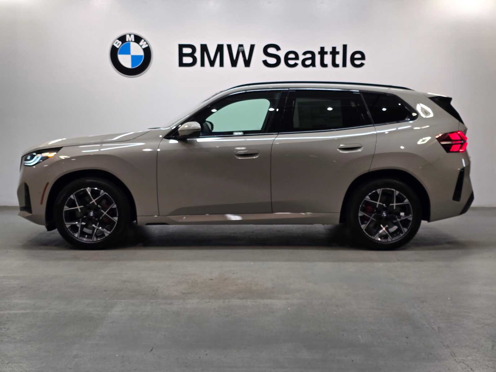 Thumbnail: 2026 BMW X3 - 3