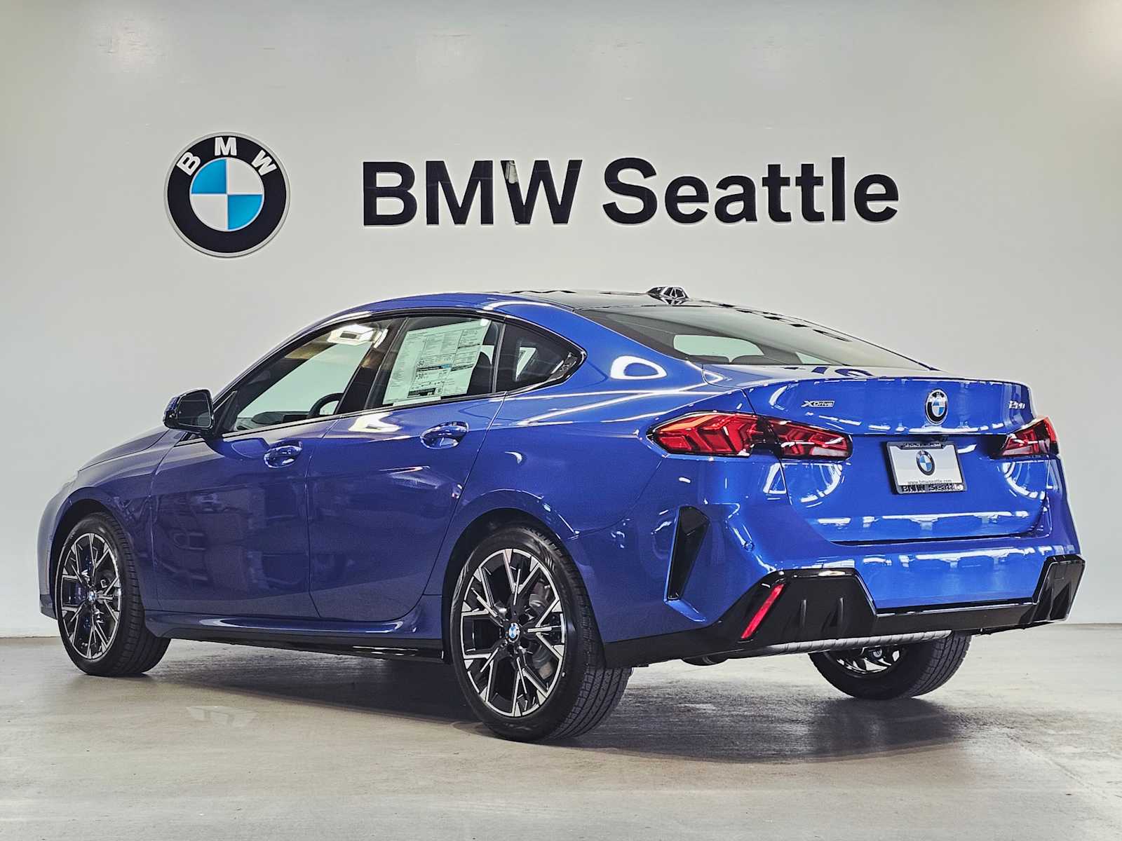 Thumbnail: 2025 BMW 2 Series - 4