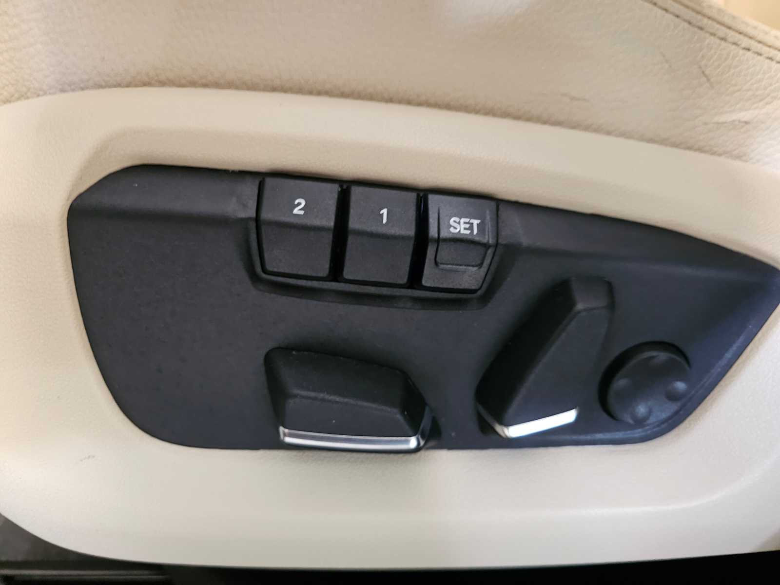 Thumbnail: 2019 BMW X6 - 29