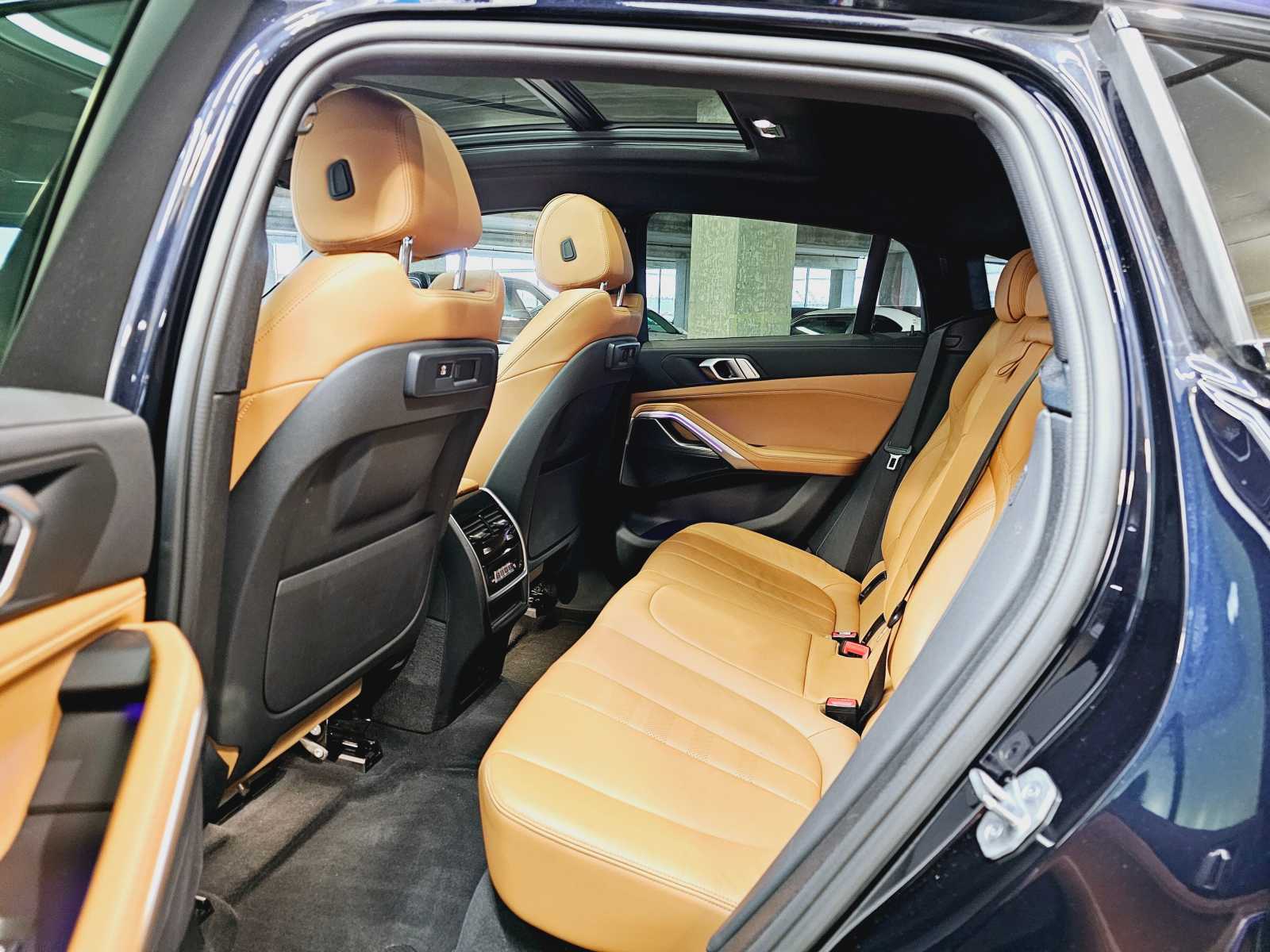Thumbnail: 2021 BMW X6 - 24