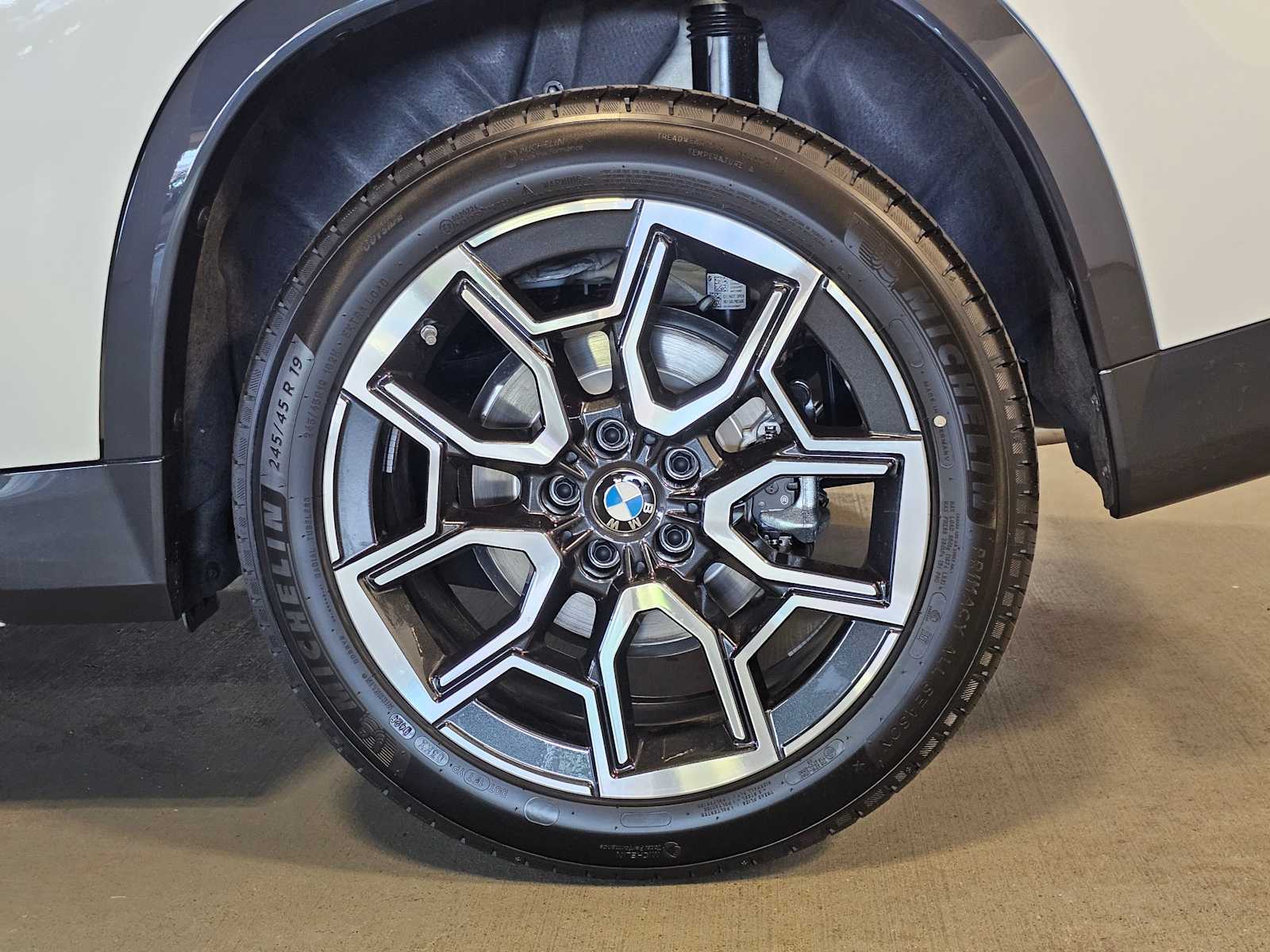 Thumbnail: 2026 BMW X1 - 8
