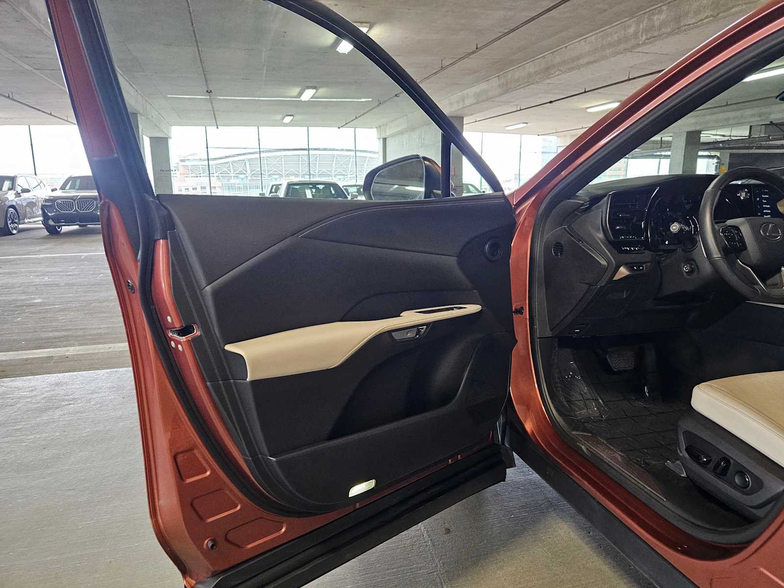 Thumbnail: 2023 Lexus RX - 25