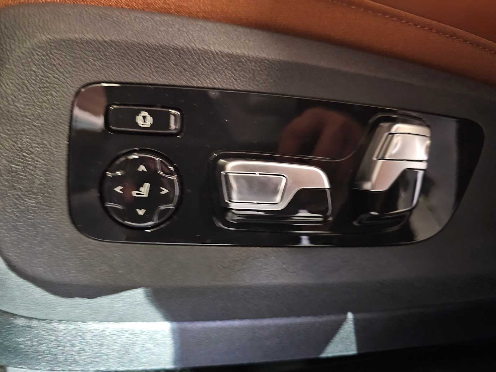 Thumbnail: 2026 BMW X7 - 29