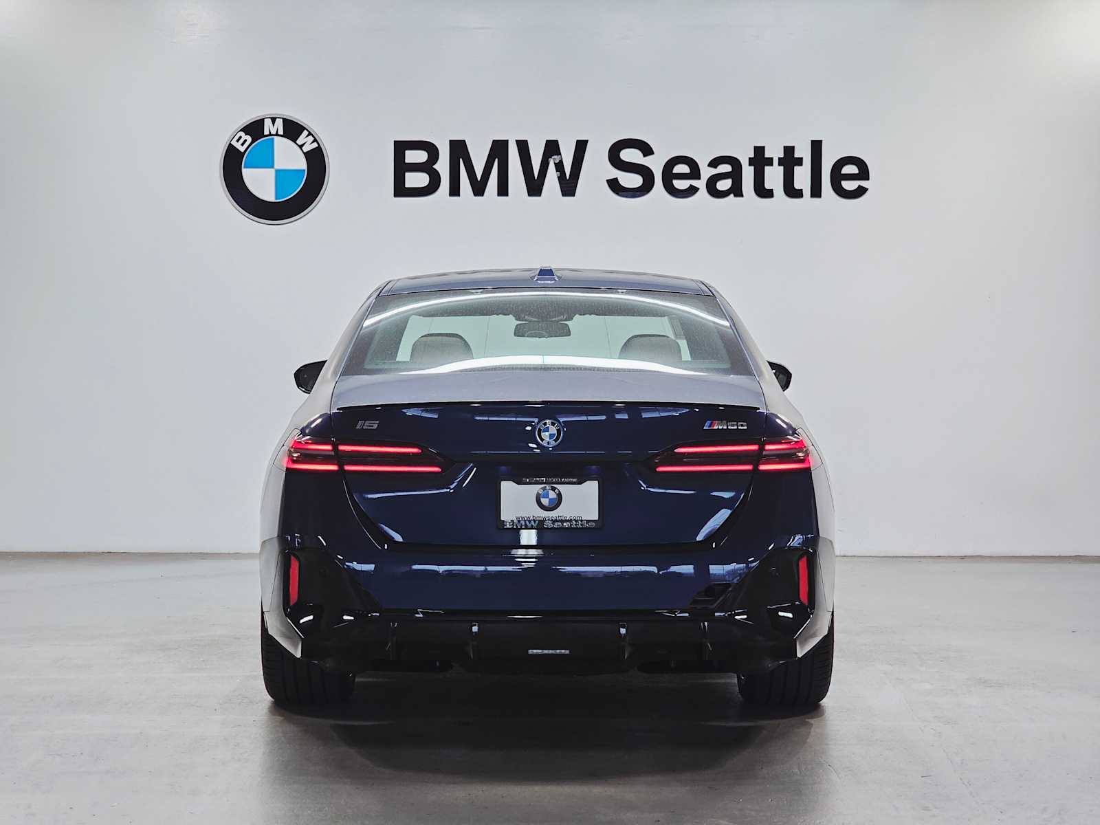 Thumbnail: 2025 BMW i5 - 5