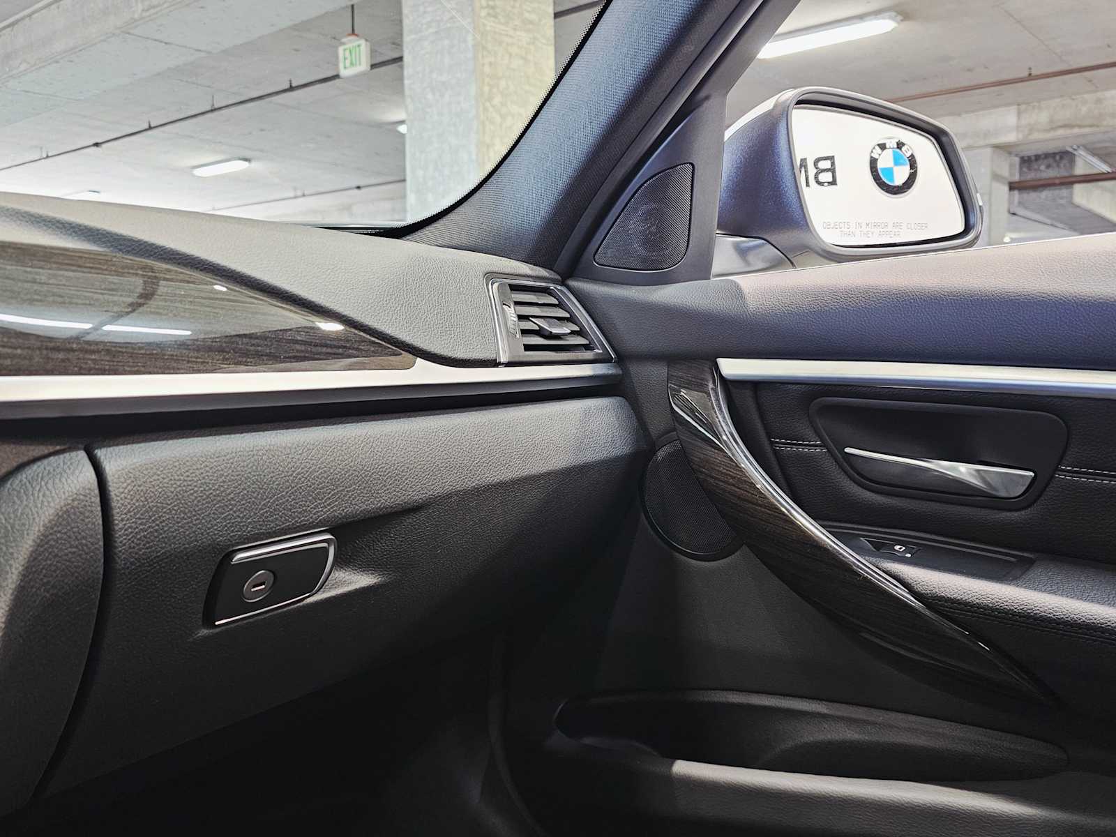 Thumbnail: 2017 BMW 3 Series - 20