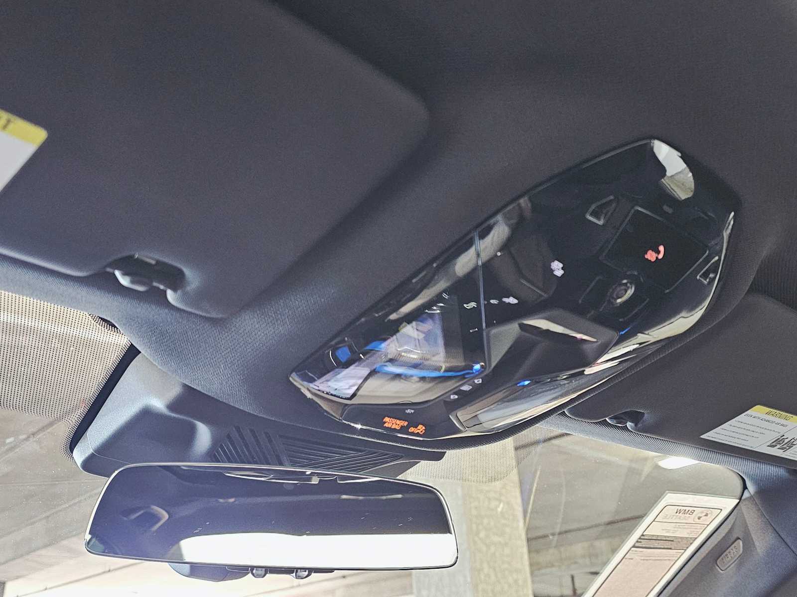 Thumbnail: 2025 BMW i5 - 21