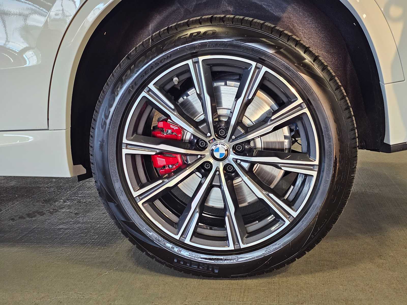 Thumbnail: 2026 BMW X5 - 8
