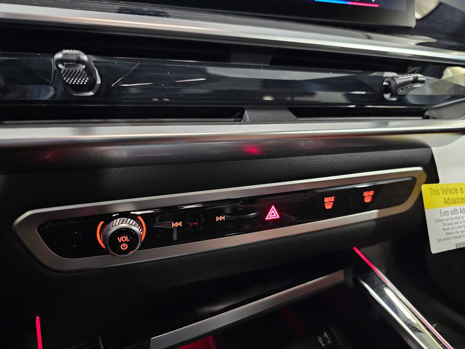 Thumbnail: 2026 BMW X7 - 18