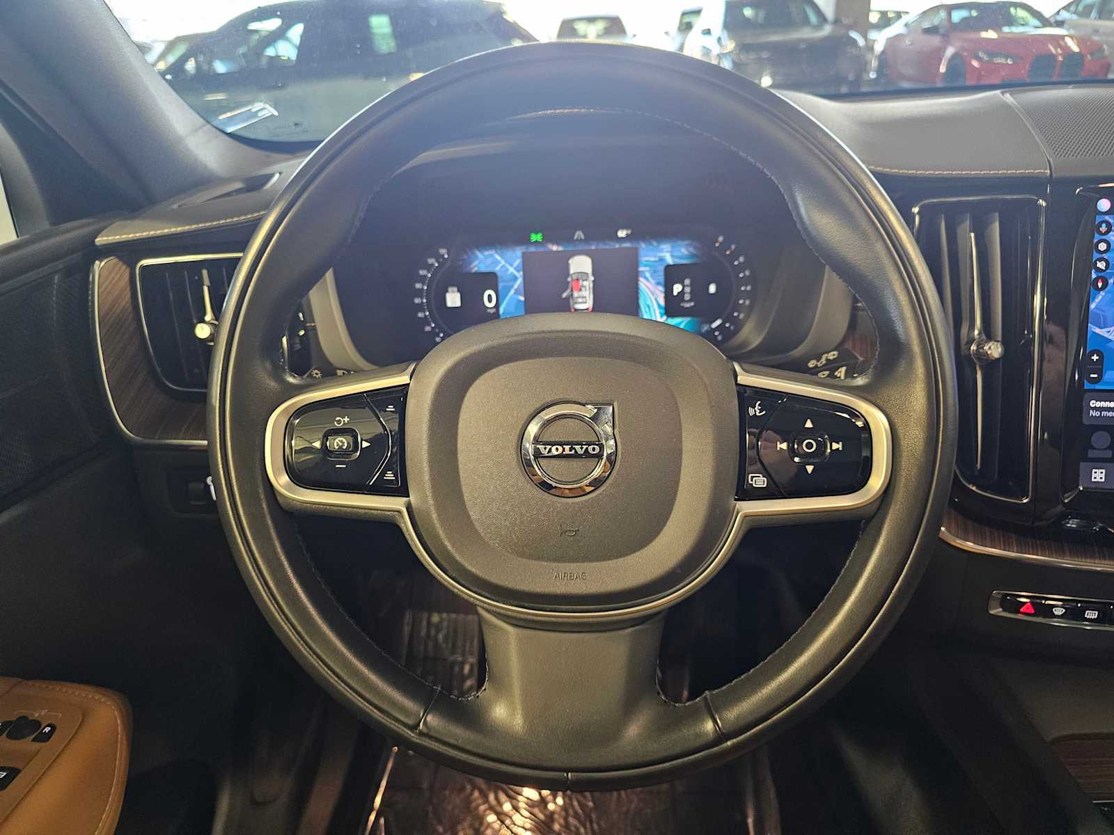 Thumbnail: 2022 Volvo XC60 - 11