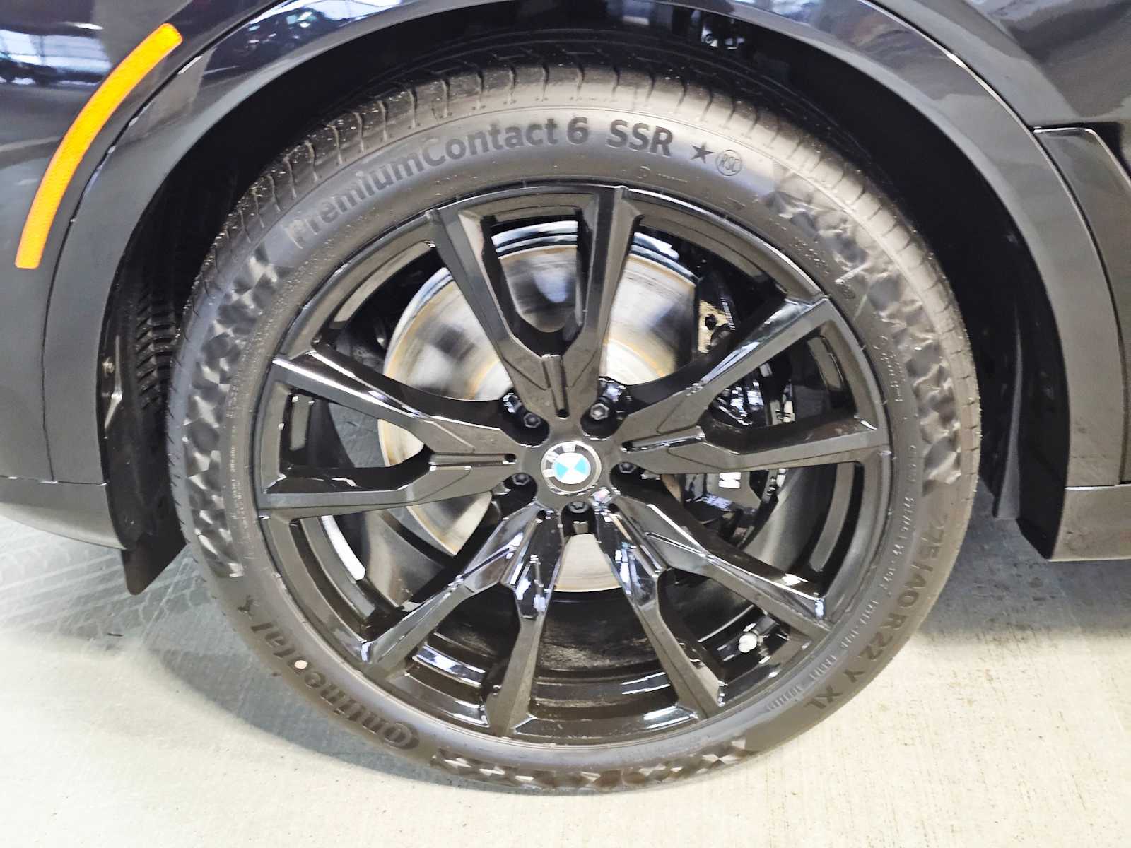 Thumbnail: 2026 BMW X7 - 8