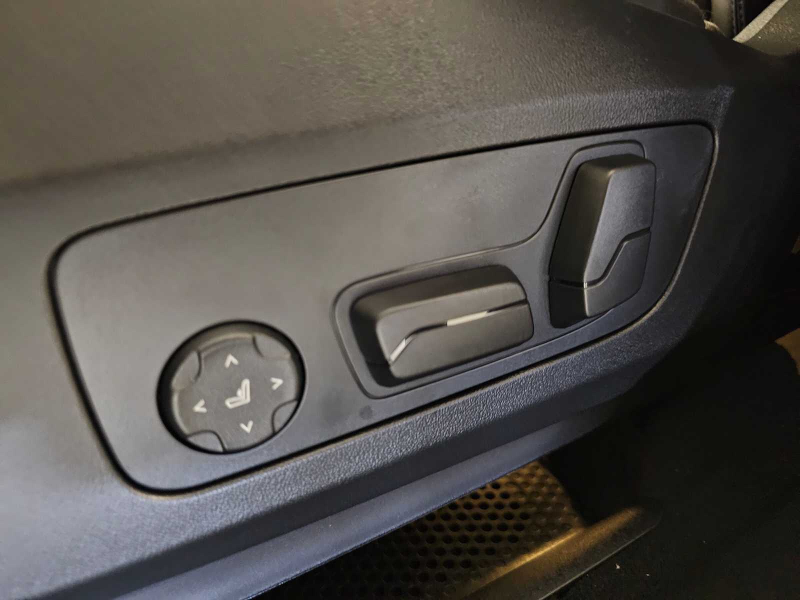 Thumbnail: 2026 BMW X1 - 25
