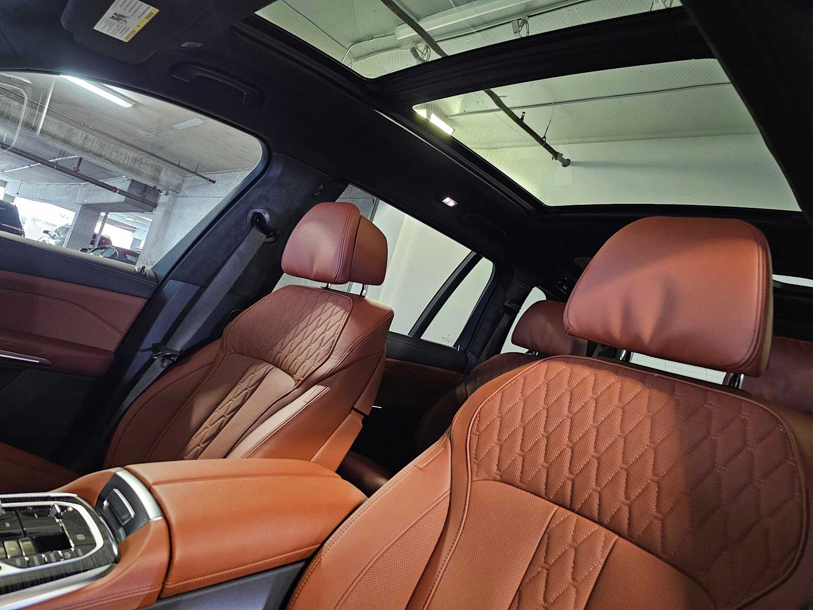 Thumbnail: 2026 BMW X7 - 34