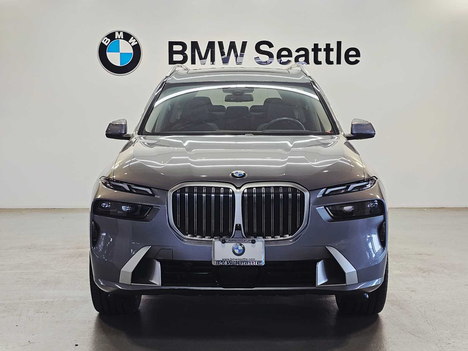 Thumbnail: 2024 BMW X7 - 6