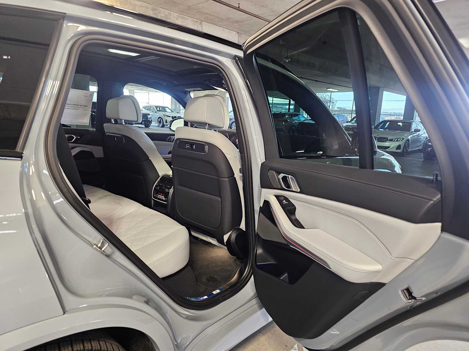Thumbnail: 2026 BMW X5 - 39