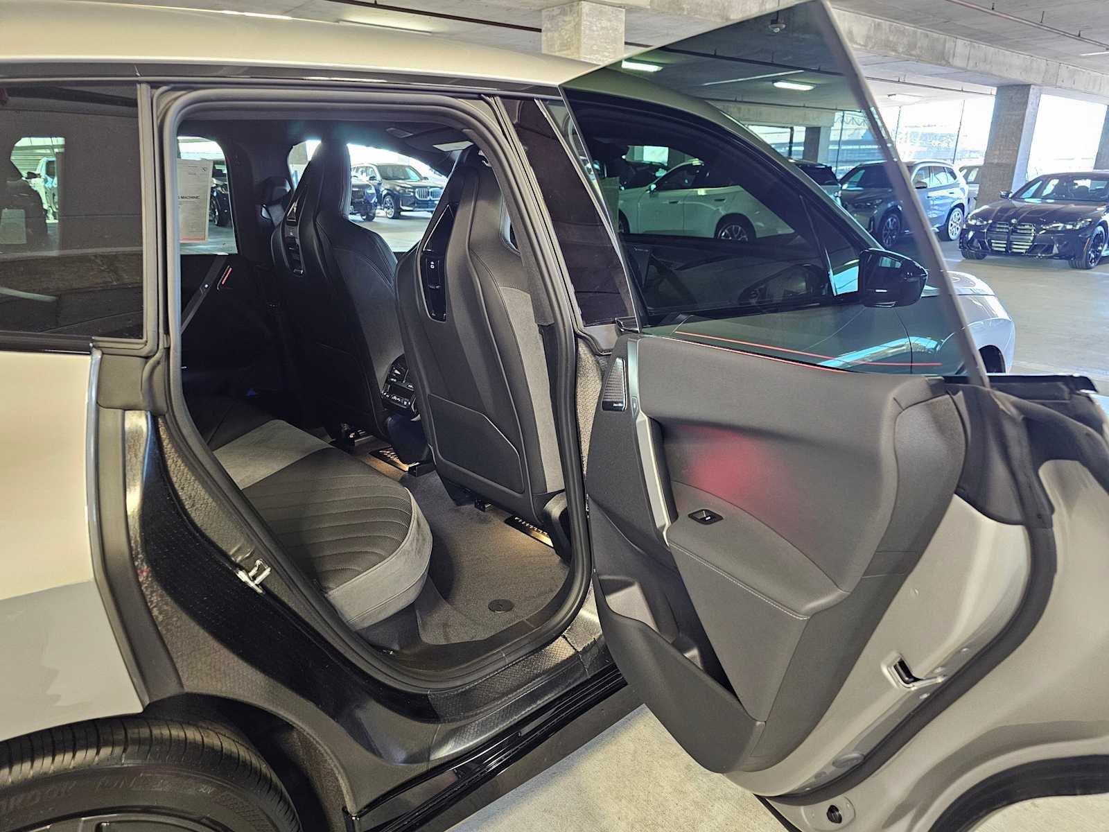 Thumbnail: 2026 BMW iX - 32