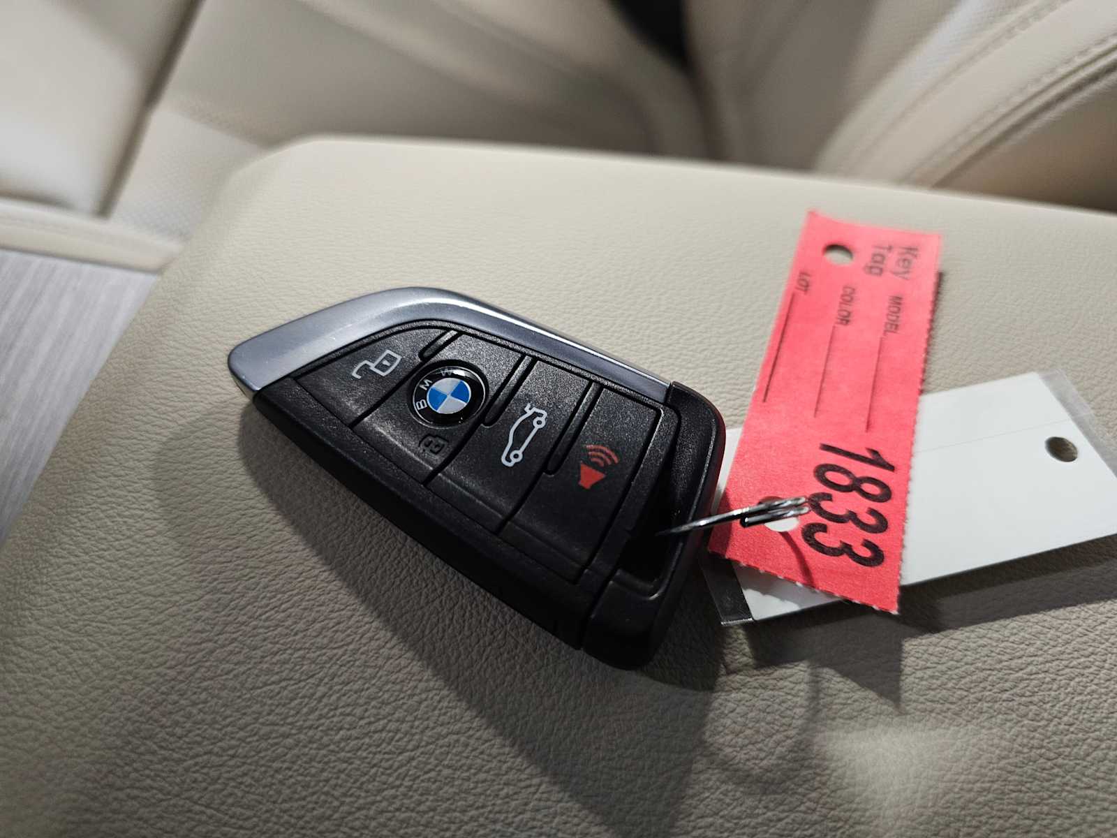 Thumbnail: 2025 BMW 3 Series - 46