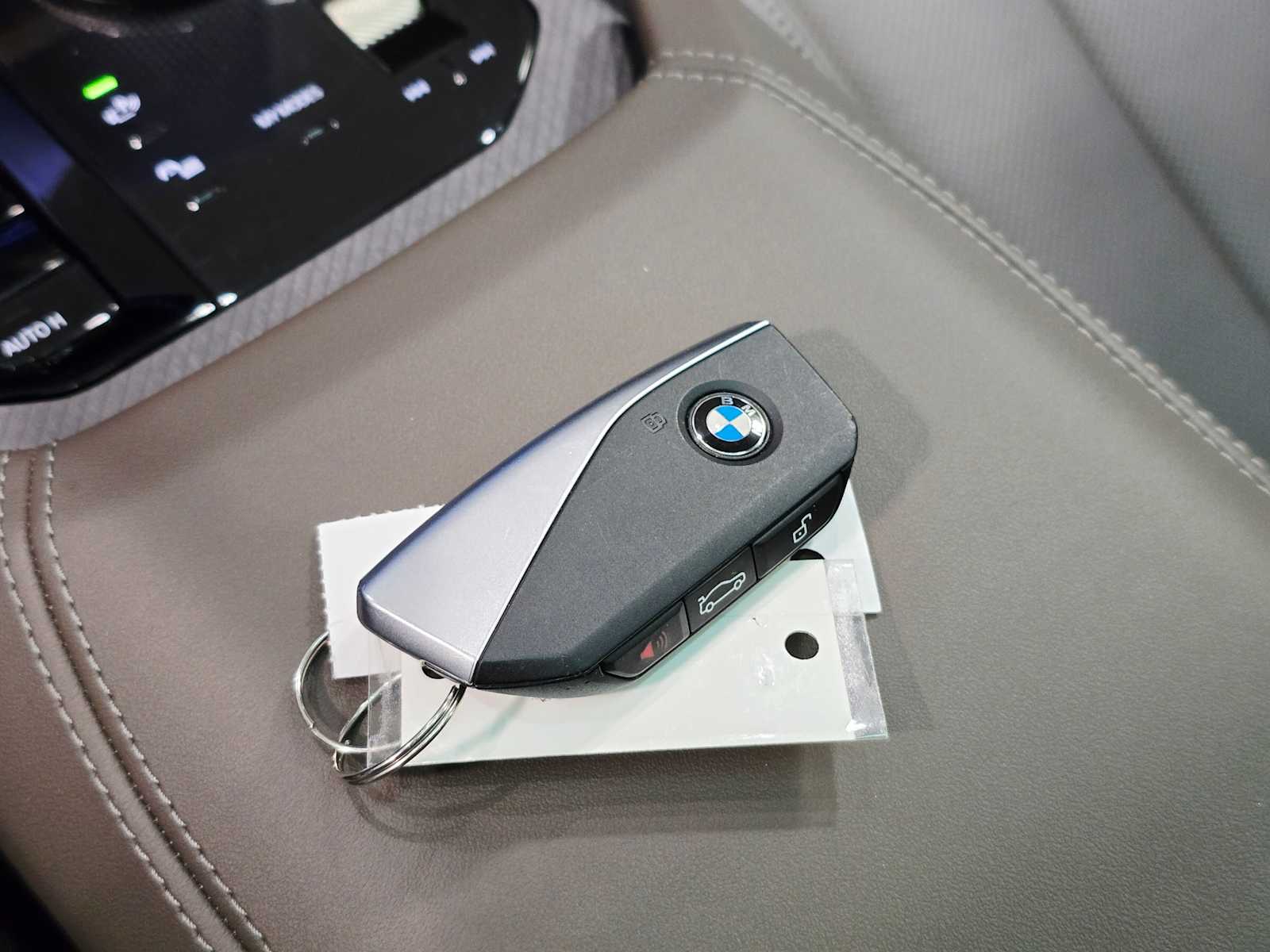 Thumbnail: 2025 BMW X3 - 31