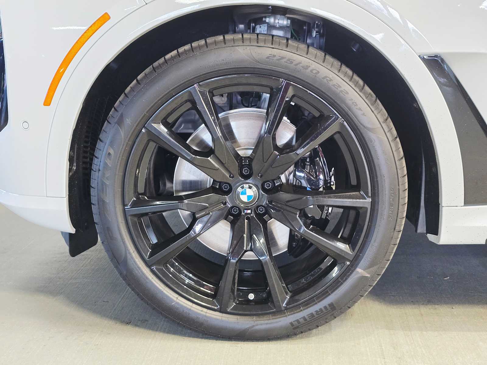 Thumbnail: 2026 BMW X7 - 8