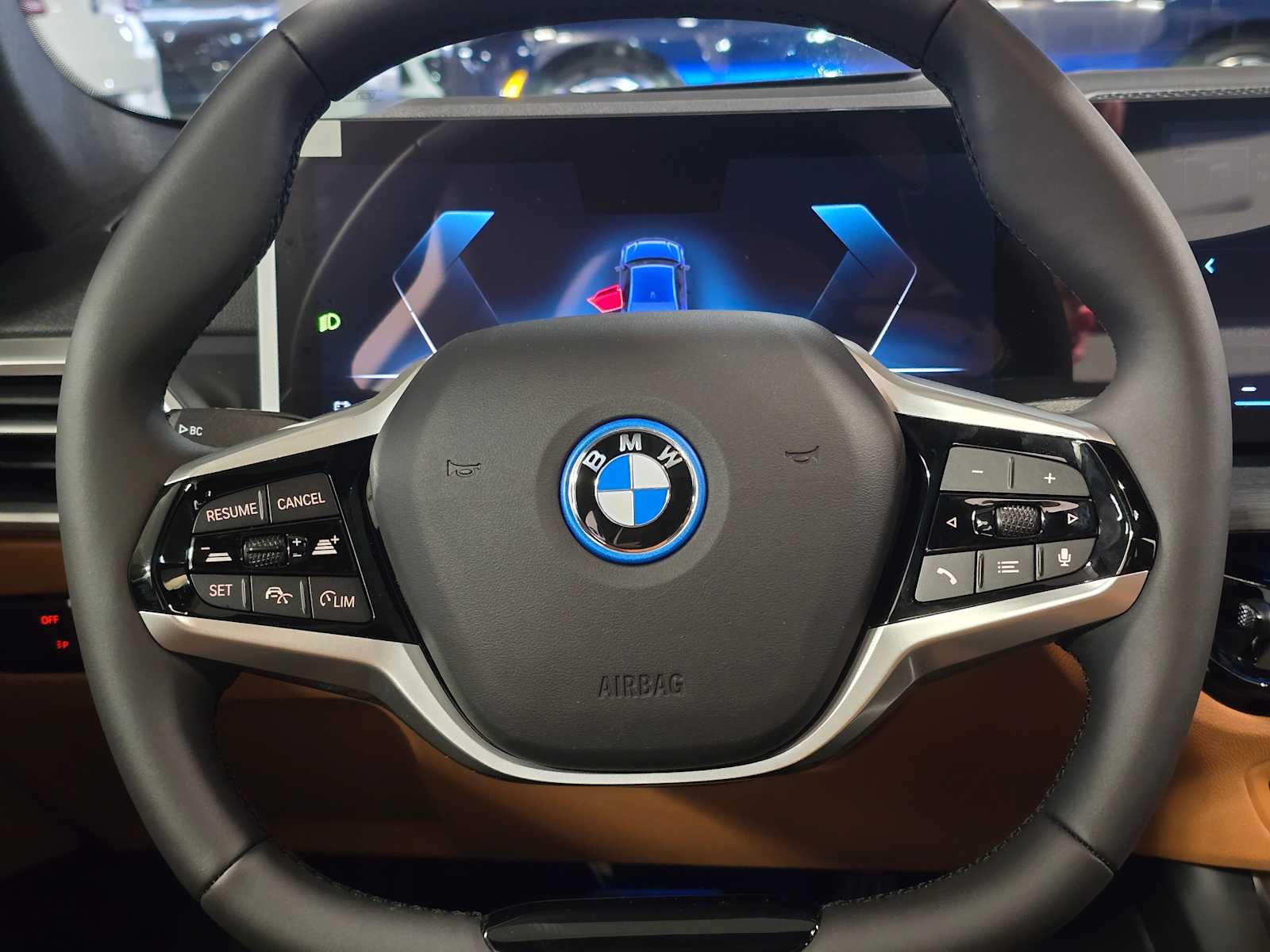 Thumbnail: 2025 BMW i4 - 11