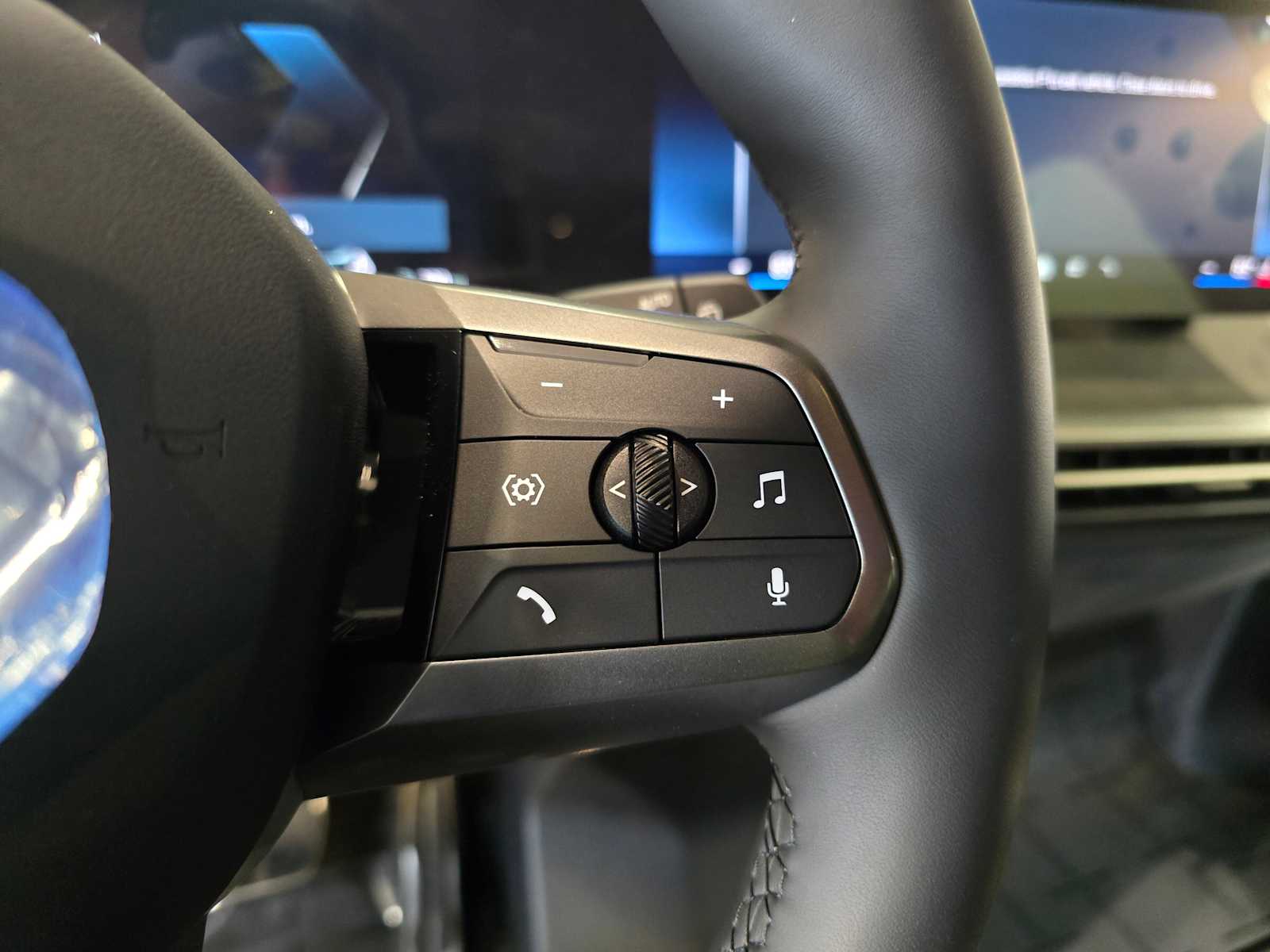 Thumbnail: 2026 BMW iX - 17