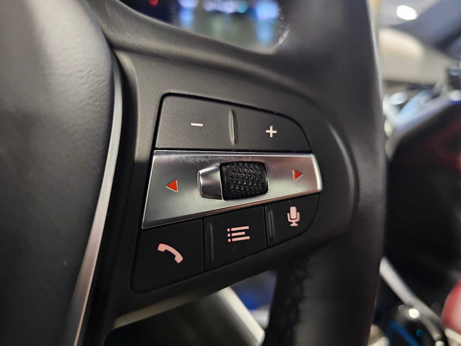 Thumbnail: 2023 BMW i4 - 21