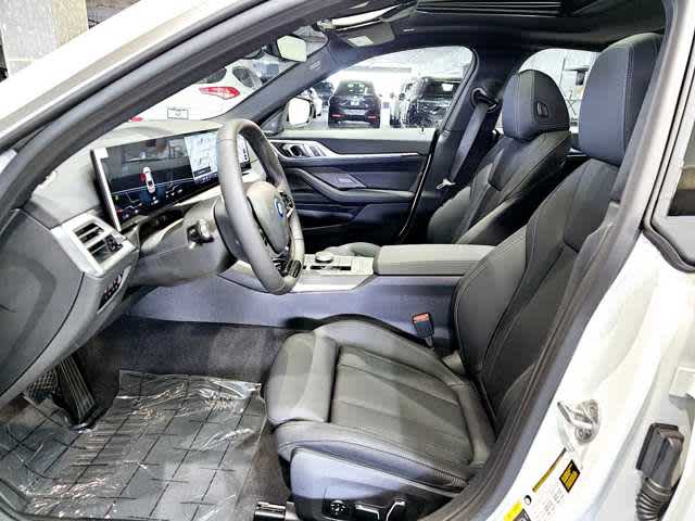 Thumbnail: 2025 BMW i4 - 24