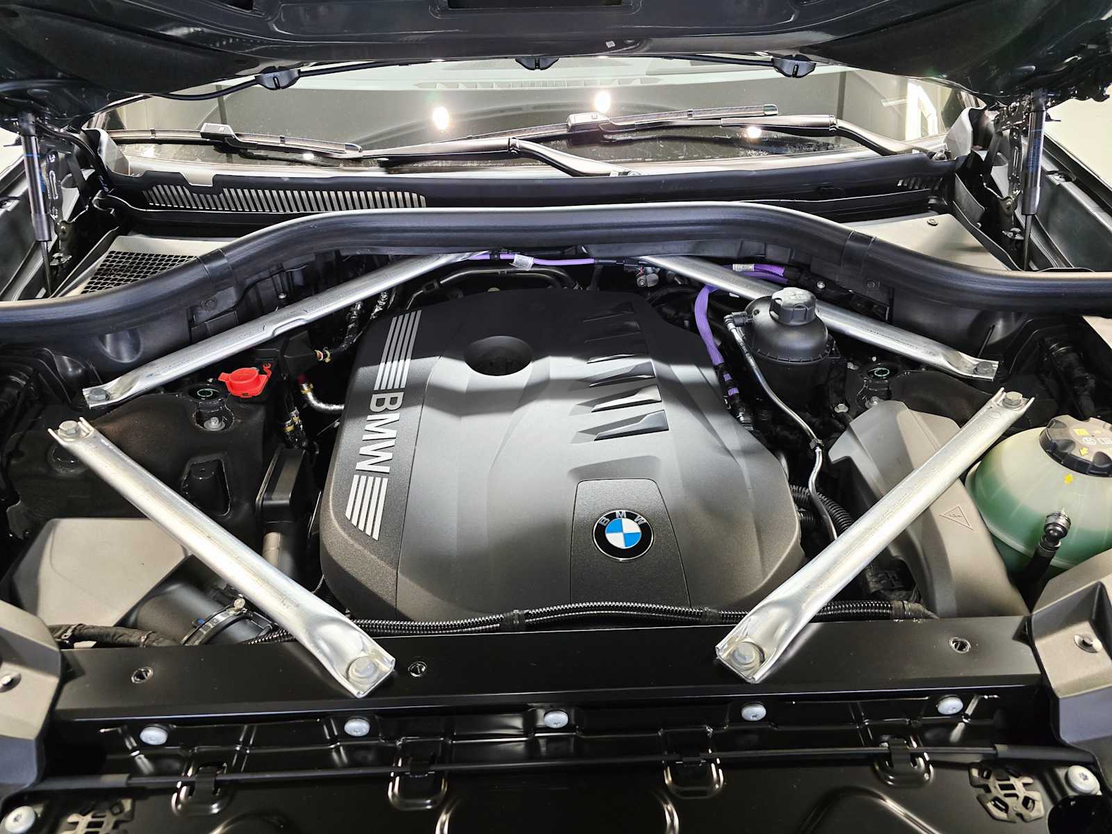 Thumbnail: 2026 BMW X7 - 9