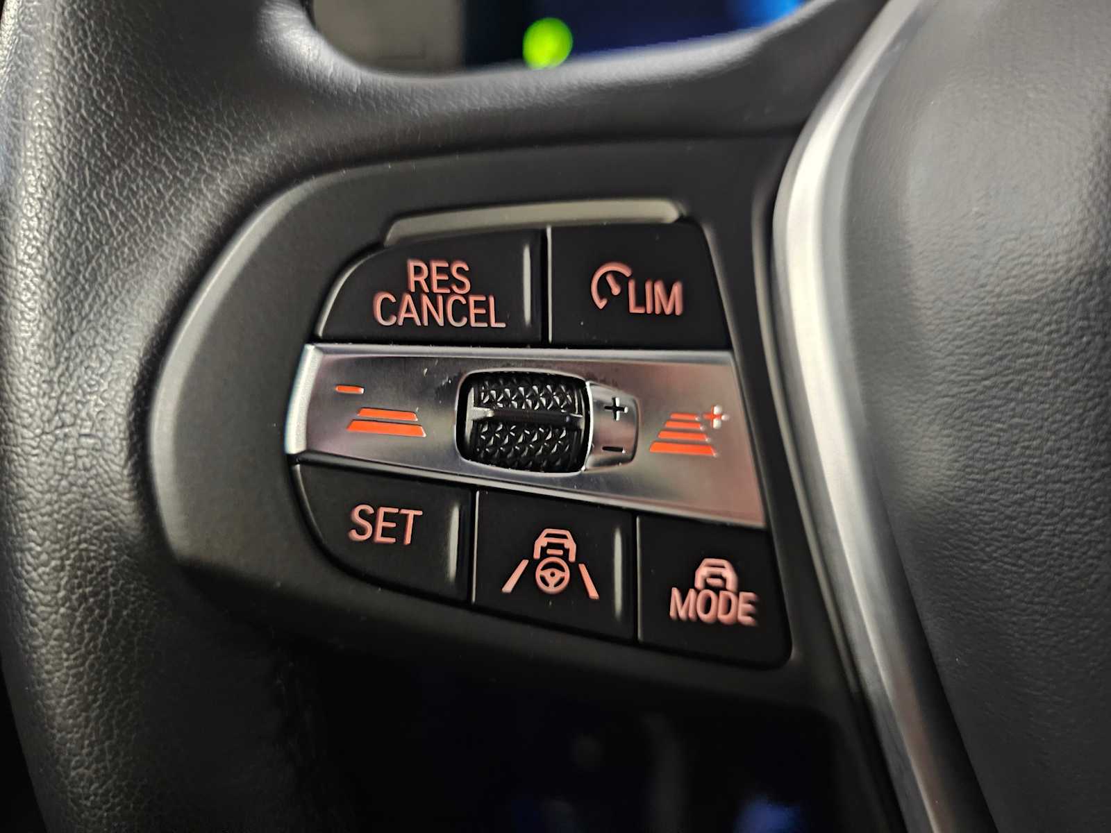 Thumbnail: 2023 BMW i4 - 20