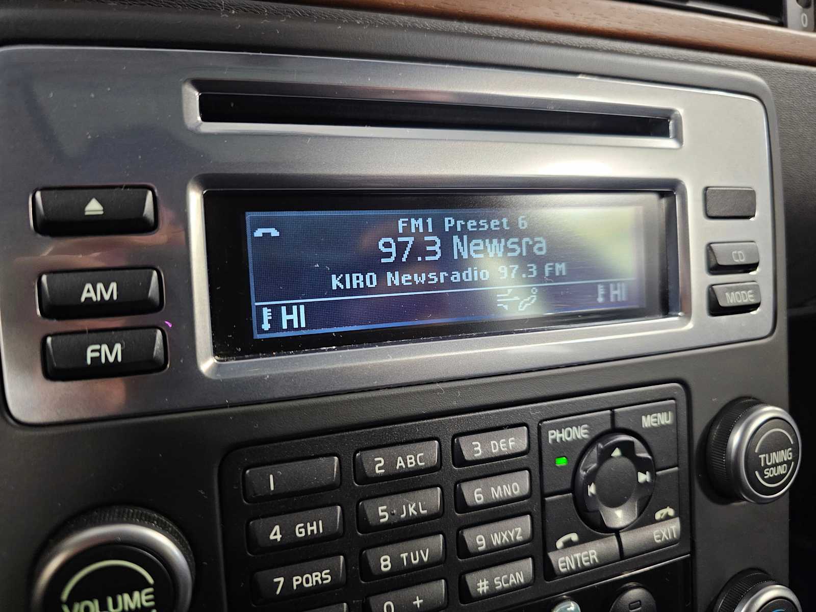 Thumbnail: 2009 Volvo XC70 - 15